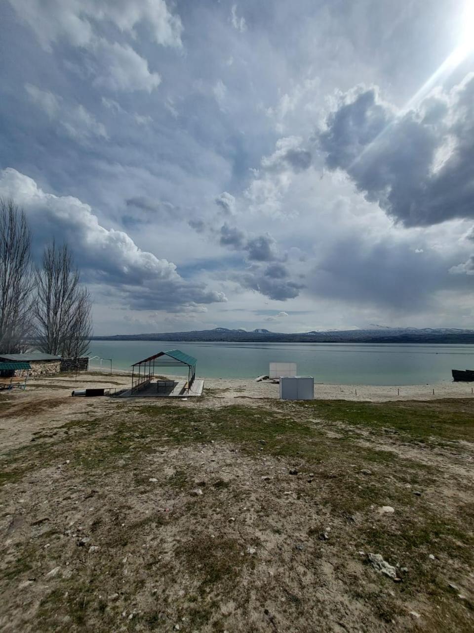 Hotel Maruna Sevan Eksteriør billede